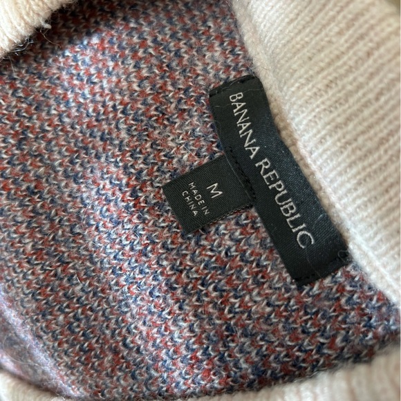 Banana Republic Plaid V-Neck Sweater - Picture 7 of 9
